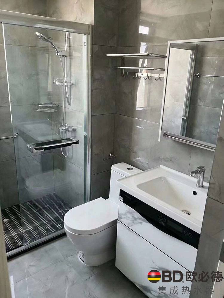 集成热水器